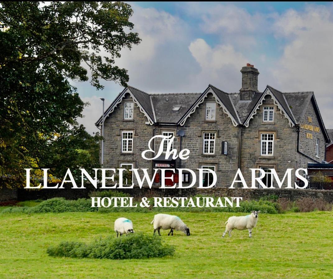 The Llanelwedd Arms Hotel บลิตธ์เวลส์ ภายนอก รูปภาพ