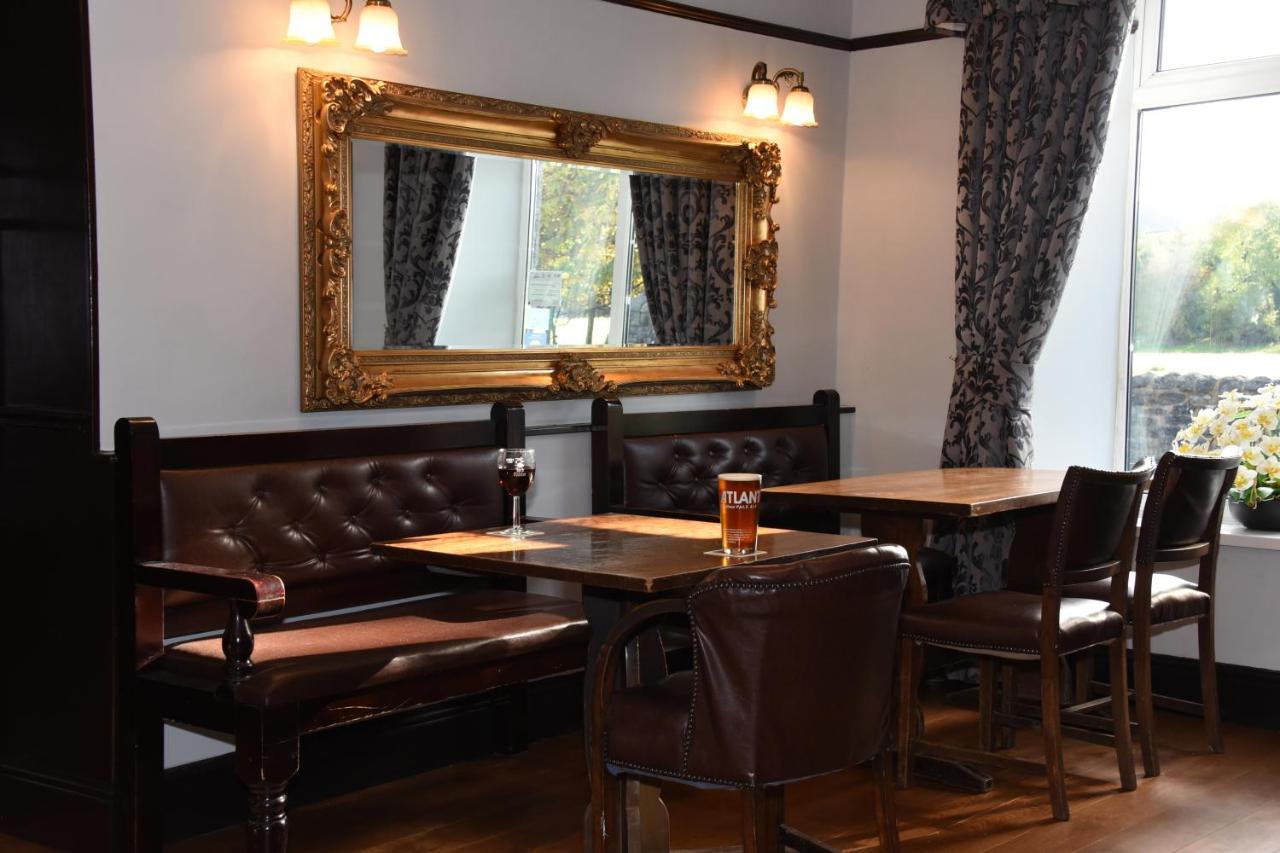 The Llanelwedd Arms Hotel บลิตธ์เวลส์ ภายนอก รูปภาพ