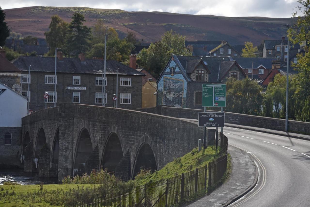 The Llanelwedd Arms Hotel บลิตธ์เวลส์ ภายนอก รูปภาพ