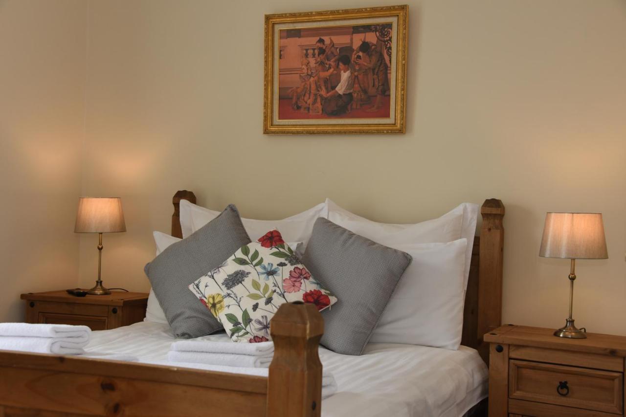 The Llanelwedd Arms Hotel บลิตธ์เวลส์ ภายนอก รูปภาพ