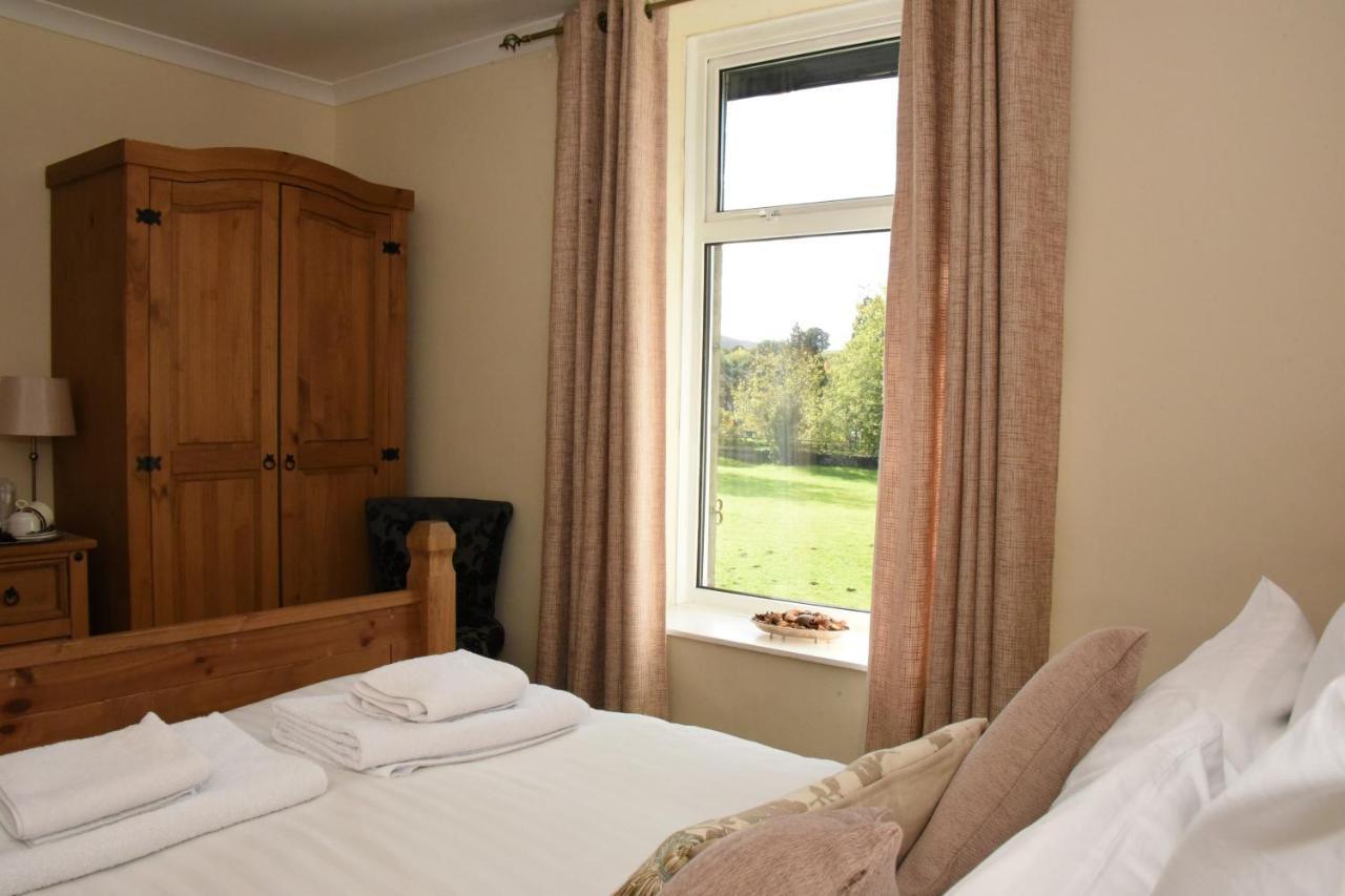 The Llanelwedd Arms Hotel บลิตธ์เวลส์ ภายนอก รูปภาพ