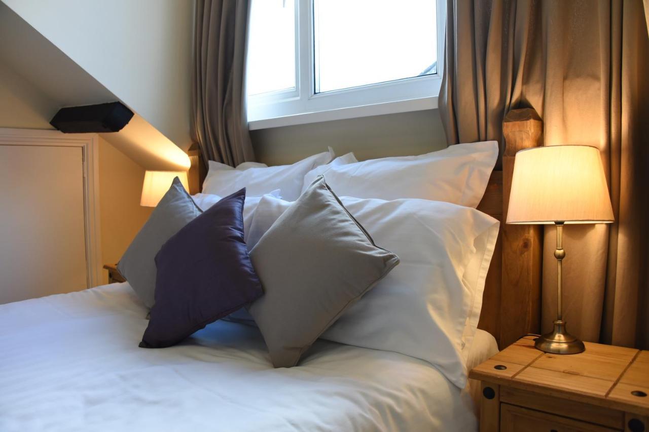 The Llanelwedd Arms Hotel บลิตธ์เวลส์ ภายนอก รูปภาพ