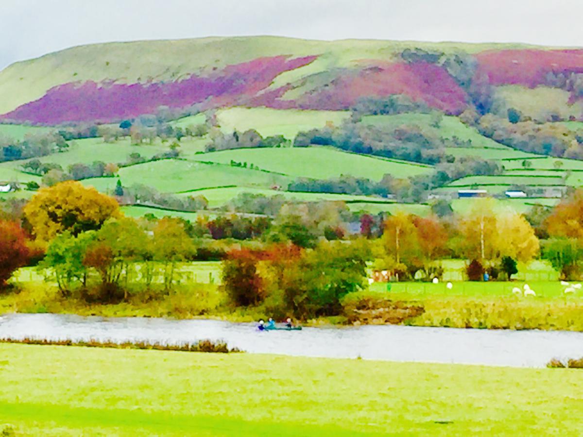 The Llanelwedd Arms Hotel บลิตธ์เวลส์ ภายนอก รูปภาพ